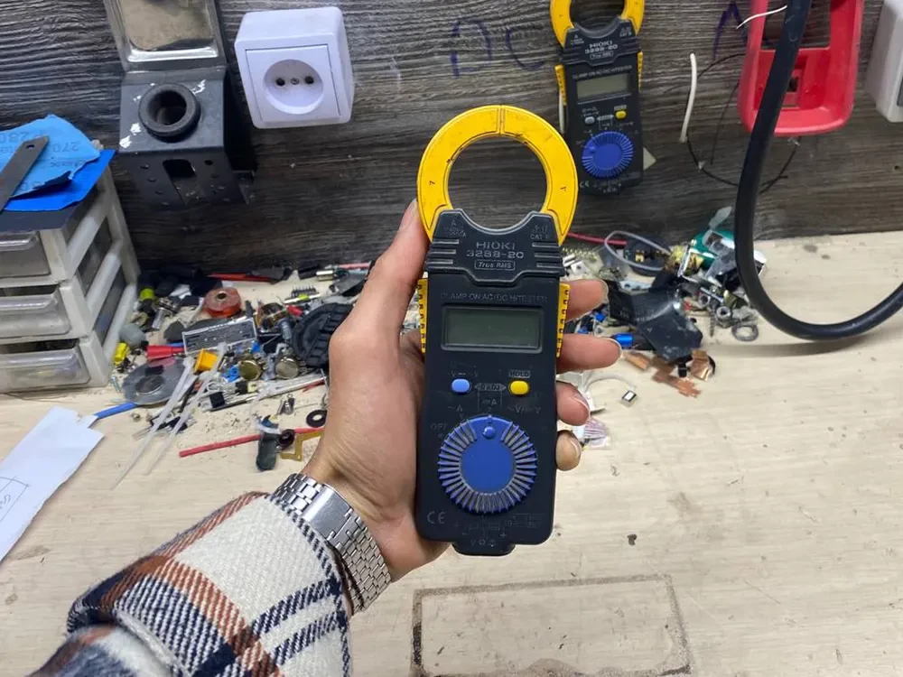 تعمیر مولتی متر کلمپی و تعمیر آمپرمتر به‌ صورت تخصصی